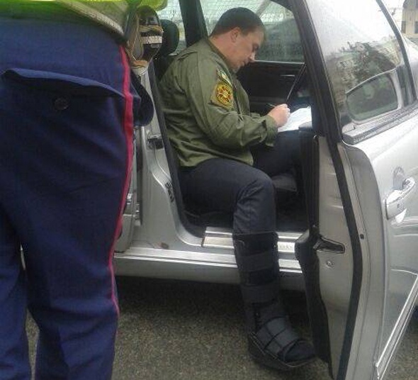 Киевские ГАИшники чуть не забрали на штрафплощадку автомобиль инвалида за “военные номера”