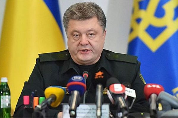 У Порошенко анонсировали обращение к украинцам из-за событий возле Верховной Рады
