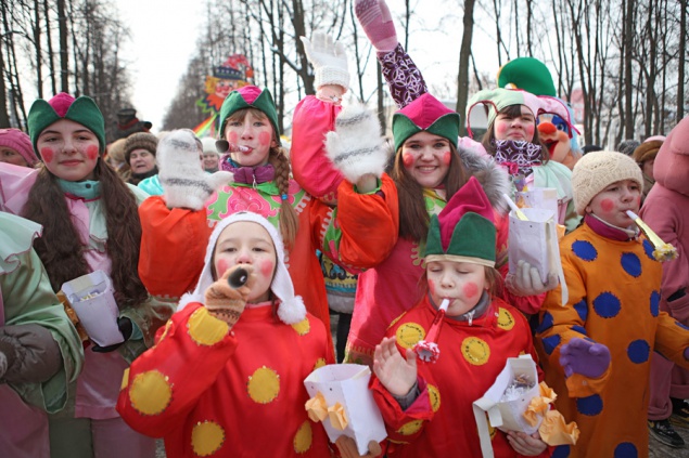 Киев празднует масленицу: где можно съесть блины