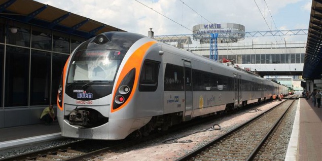 Отменено курсирование скоростного поезда из Киева в Трускавец