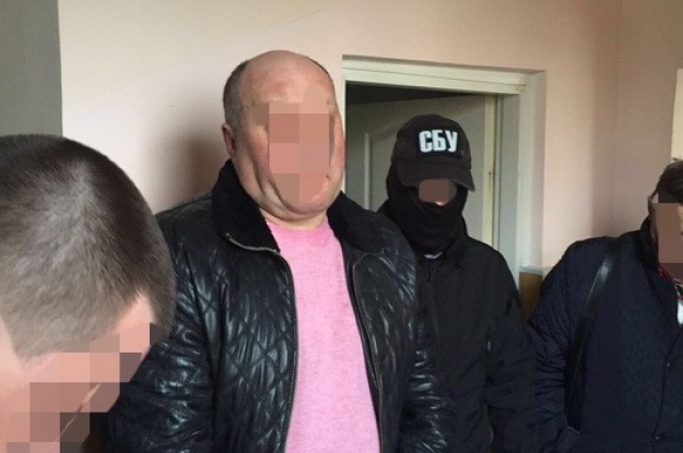Сельского голову на Киевщине отдадут под суд за получение 250 тыс евро взятки