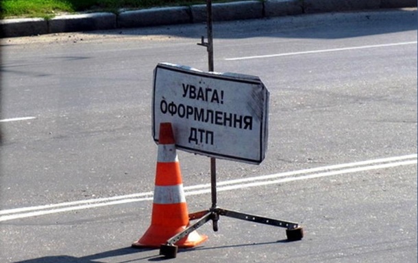 За сутки на дорогах Киевщины в ДТП пострадали 6 взрослых и 2 детей