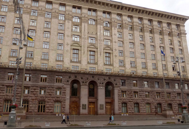 Иностранные юристы и финансисты помогут реструктуризовать столичные долги за 25 миллионов гривен