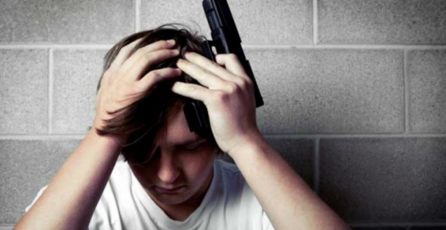 В Белой Церкви школьник выстрелил другу в голову из отцовского пистолета