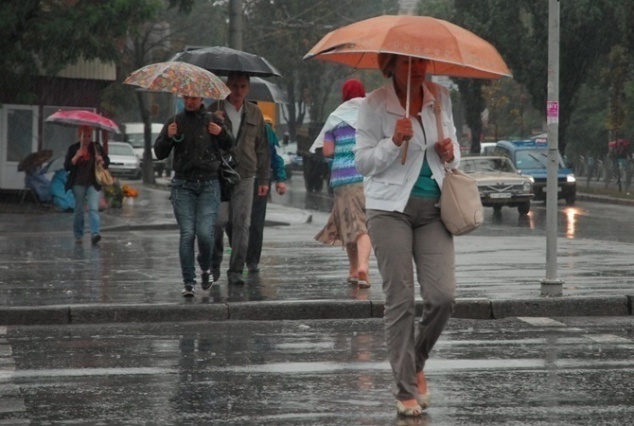 Дожди и грозы в Киеве ожидаются еще три дня