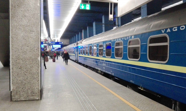 “Укрзализныця” объявила о старте продаж билетов на поезда из Киева в страны ЕС