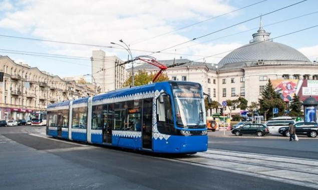 В Киеве возобновлено движение трамваев № 1 и 2