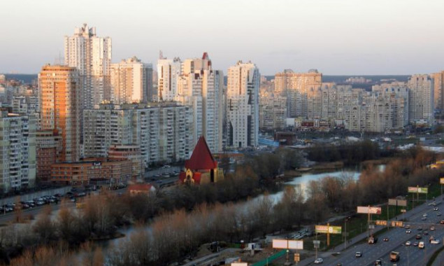 Прокуратура вернула Киеву земучасток на берегу озера Серебряный Кол стоимостью 7,6 млн гривен