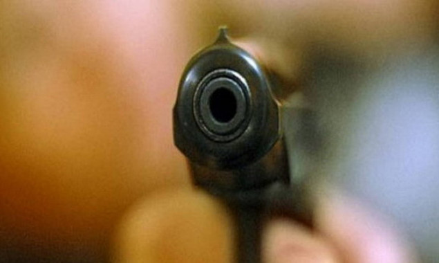 В Броварах молодой парень открыл огонь из пистолета по двум местным жителям (фото)