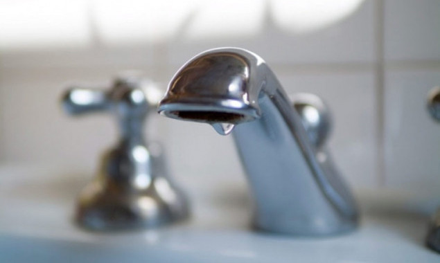 В ряде домов Киева отключена холодная вода из-за проведения ремонтных работ