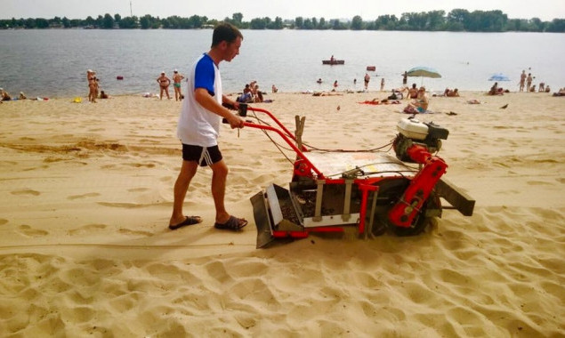 КП “Плесо” ищет подрядчика на уборку пляжей за 12,3 млн гривен