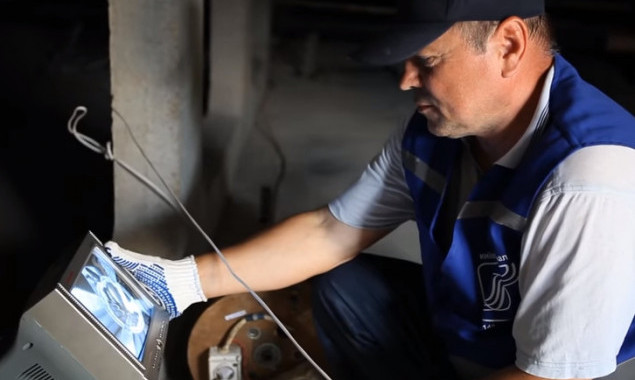 “Киевводоканал” начал отключать должников от канализации в многоэтажках (видео)