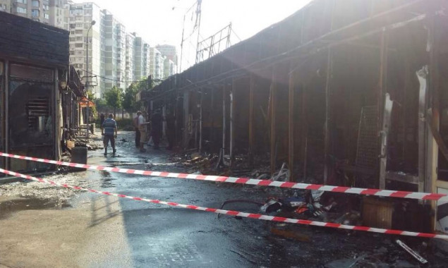 Произошло два крупных пожара в киосках Киева (фото)