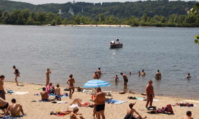 Киевлянам рекомендуют не купаться на трех пляжах