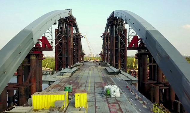 Столичные власти готовятся увеличить смету строительства “Подольского моста”