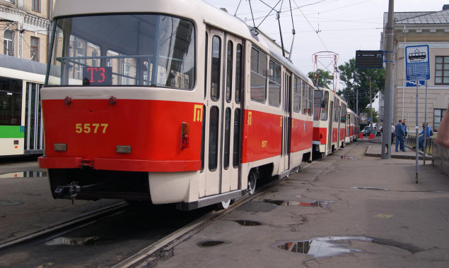В Киеве восстанавливается движение трех трамвайных маршрутов