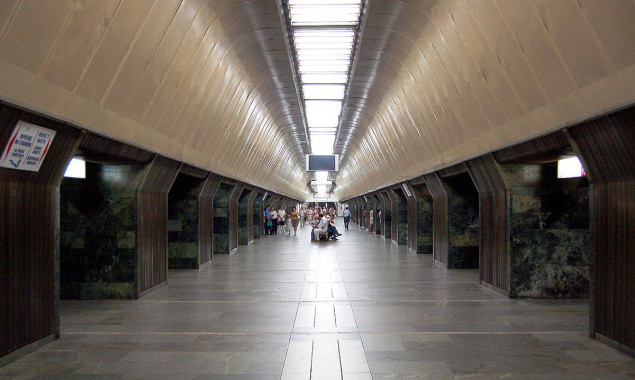Завтра будет изменена работа трех станций киевского метрополитена