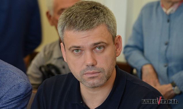 Комиссия проверила жалобы на директора Департамента земресурсов КГГА Оленича