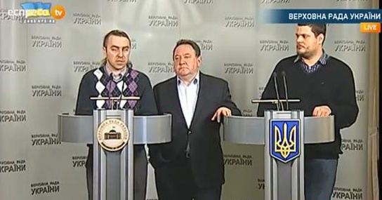 Мирошниченко считает свои действия “адекватными” и мандат сдавать не будет