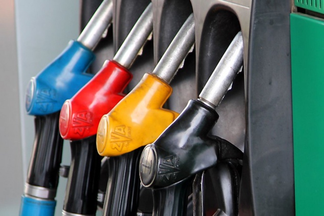 Цены на бензины и топливо в Киеве и области растут (18 апреля)