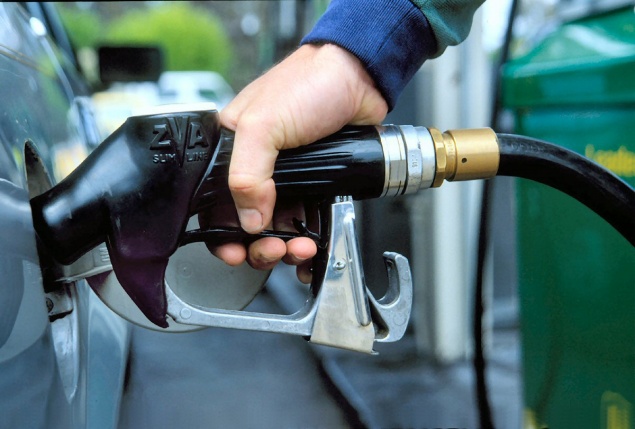 Цены на бензины и топливо в Киеве “неподвижны”