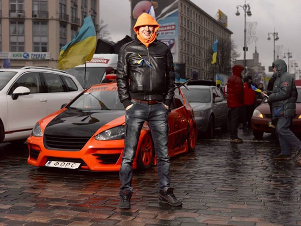 Милиция принудительно привела в суд активиста “Автомайдана”