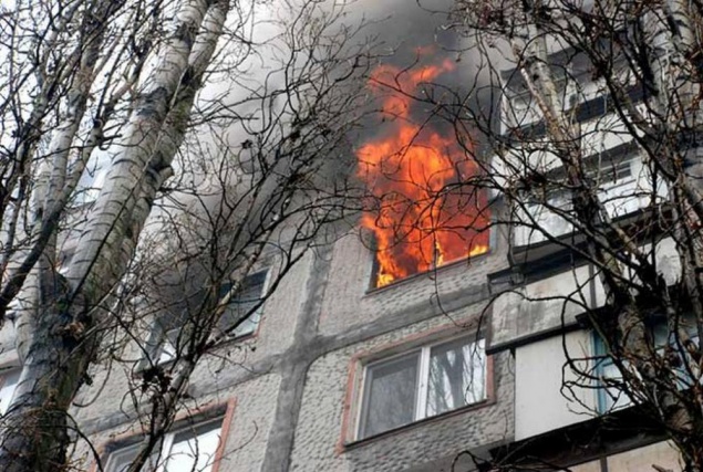 В Голосеевском районе горела пятиэтажка: эвакуировано семь человек