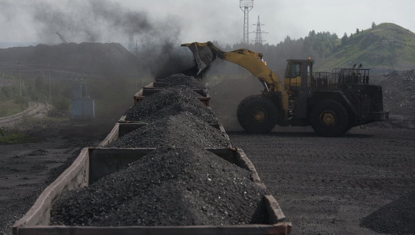 Украина будет вывозить уголь из АТО через российскую территорию