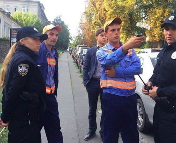 Столичные полицейские задержали агрессивного парковщика