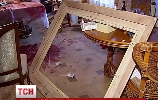 В Киевской области мародеры разграбили и разрушили особняк экс-генпрокурора Виктора Пшонки