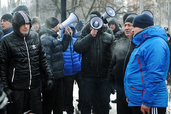 В Киеве осудили банду азербайджанских “титушек”