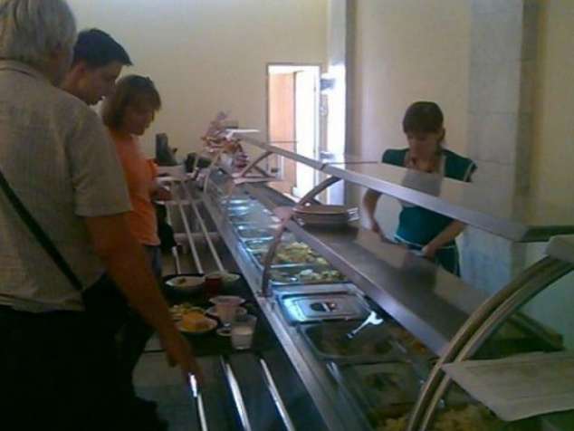 Кушать подано: чем кормят киевских чиновников