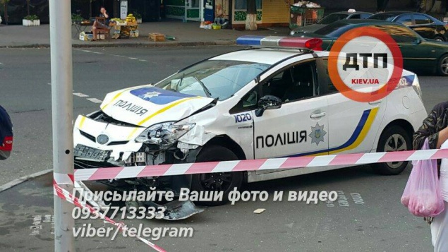 В Киеве случилось очередное ДТП с участием патрульных: есть пострадавшие (фото)