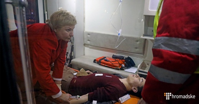 Нацполиция: Во время операции врачи достали резиновую пулю из раненого в центре Киева мужчины