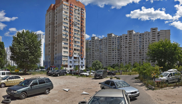 Анна Сандалова заинтересовалась продажей коммунальной земли на Позняках под строительство “небоскреба”