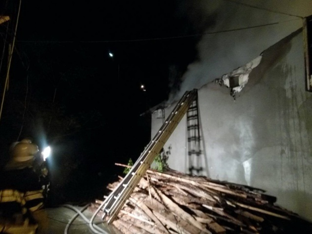 Пожар в спортивном клубе Киева тушили 50 пожарников