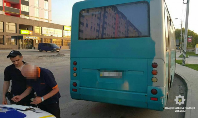 На Киевщине за две недели проверок перевозчиков полиция задокументировала около 400 нарушений (фото)