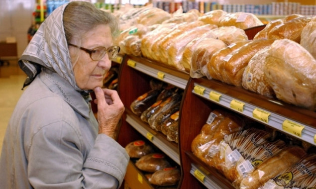 Пунктов продаж социального хлеба в Киеве станет в разы меньше
