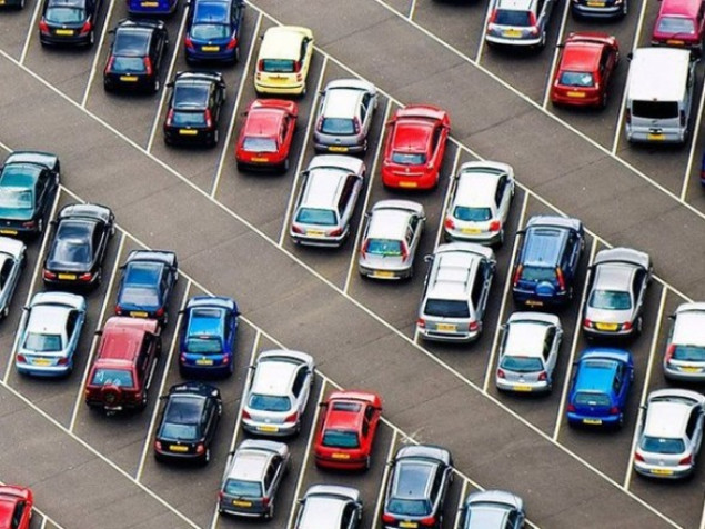 За январь-февраль этого года столичная власть заработала на услуге парковки на 18% больше, чем годом ранее