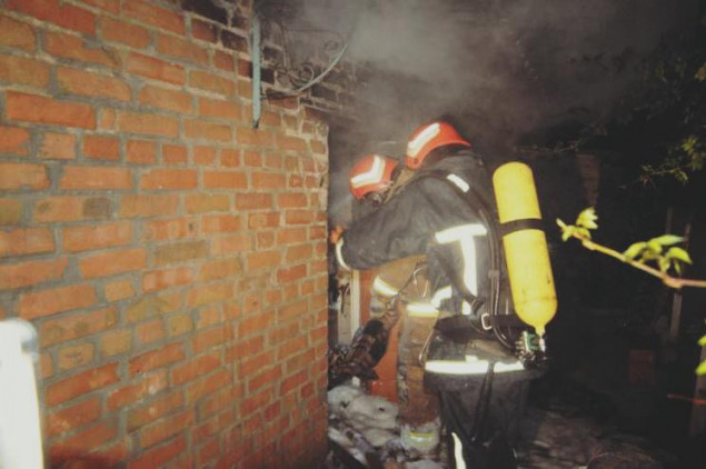 В Соломенском районе столицы произошел пожар в частном доме