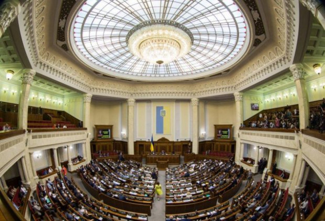Обзор ставок букмекеров: старые политики могут остаться без мандатов на киевских мажоритарных округах