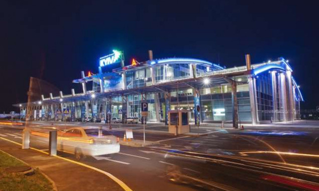 Ограничивать ночные полеты в аэропорт “Киев” нет необходимости, - Денис Костржевский