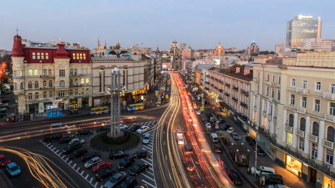 Столичную власть попросили обустроить наземные пешеходные переходы на площади Льва Толстого