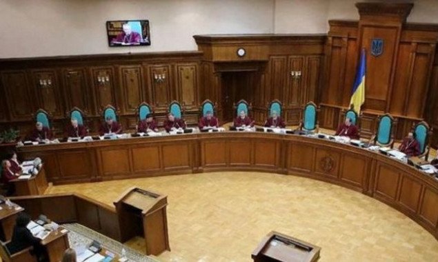 Оппозиция решила проверить на конституционность закон об амнистии участников Евромайдана