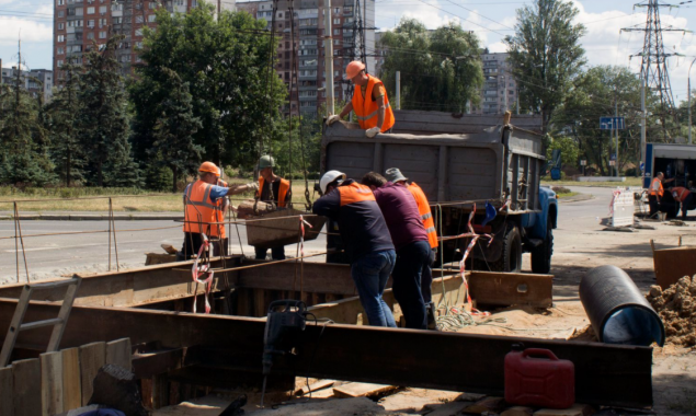 Сотрудники “Киевводоканала” в августе более 230 раз раскапывали территорию для ремонта повреждений