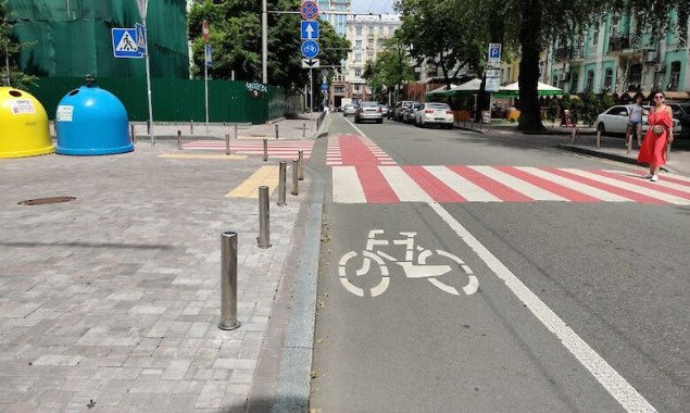 Киевские власти решили совместно с велосипедистами определить приоритетные для строительства в 2021 году веломаршруты