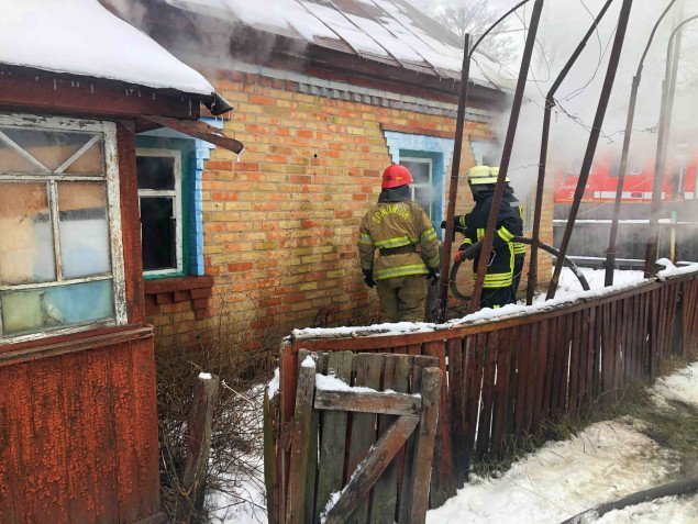 В Бородянском районе в результате пожара в частном доме погиб пожилой мужчина