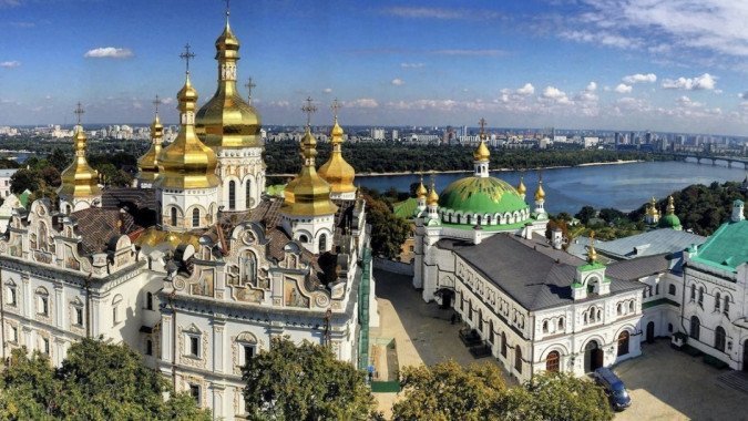 Где в Киеве смотреть онлайн-трансляции пасхальных богослужений