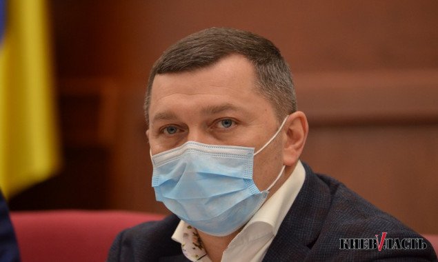 Первый заместитель Кличко Поворозник устроил вакцинацию Pfizer чиновникам на дому, пока киевляне стоят в очередях в МВЦ, - Цибулько