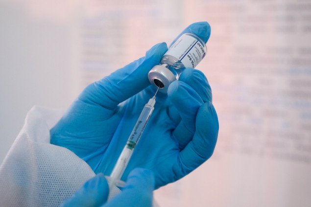 В Украине за сутки вакцинировали от коронавируса 111 тысяч человек